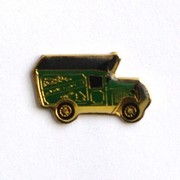 Camionnette ancienne verte